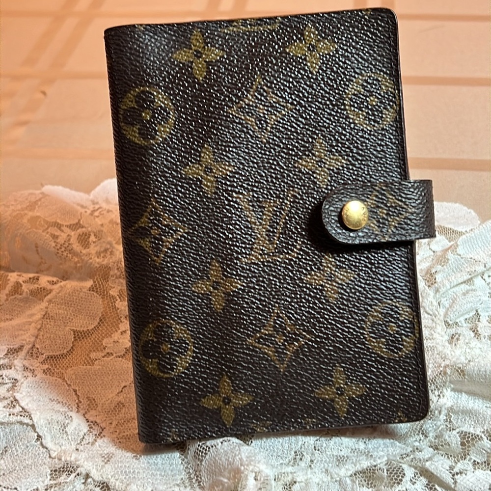 Louis Vuitton Brown Monogram Agenda Cover